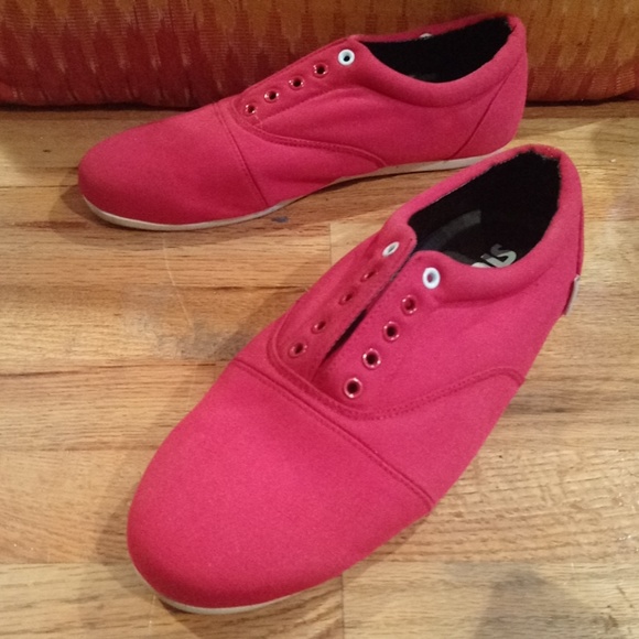 Men's Red STUDY Casual Canvas Sneaker Sz 9.5 - Picture 3 of 6